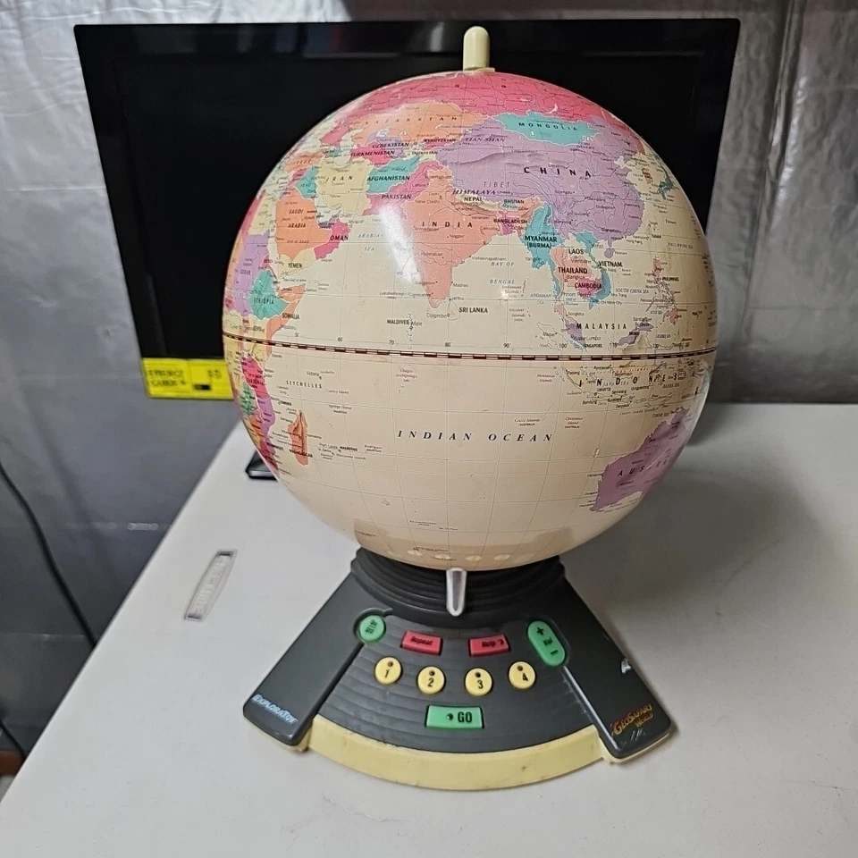 Электронная географическая игра Geosafari World Talking Globe модель Exploratoy 6490 - Изображение 4 из 4