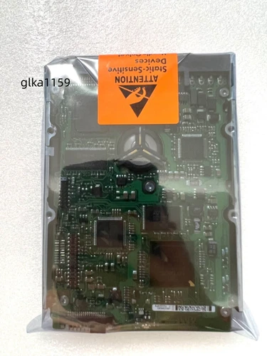 Seagate (ST3146807LW) 147GB 10000 RPM 3.5" 68-Pin Ultra320 SCSI Hard Drive - Picture 3 of 4