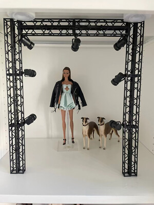 SAOLA Casa Delle Bambole In Scala 1:6 Bambola Studio Fotografico Luci Palcoscenico Spettacolo Festa 11 5 Miniatura - Foto 3