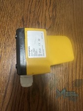 Siemens 3SB3801-0EF3 Used Box Only No Pushbutton Or Contacts