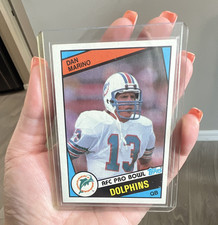 Topps 1984 Dan Marino Rookie #123 Miami Dolphins NFL Football Card. rookie card picture