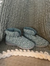 Lands’ End Women’s Ultralight Puffer Bootie Slippers US 11 Cozy Slumber Dreams