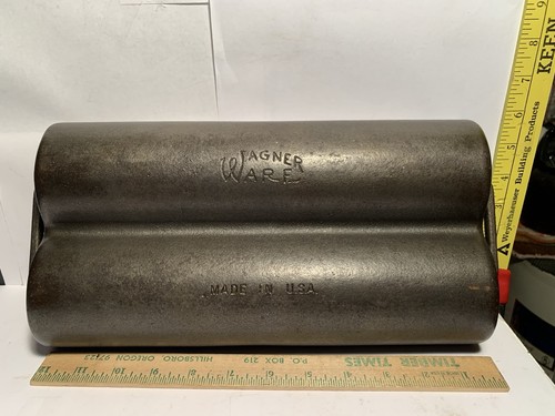 VINTAGE RARE MADE IN USA WAGNER WARE CAST IRON DOUBLE LOAF FRENCH BREAD PAN USA