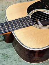 Martin D-28 Modern Deluxe Acoustic Guitar VTS Spruce 2024