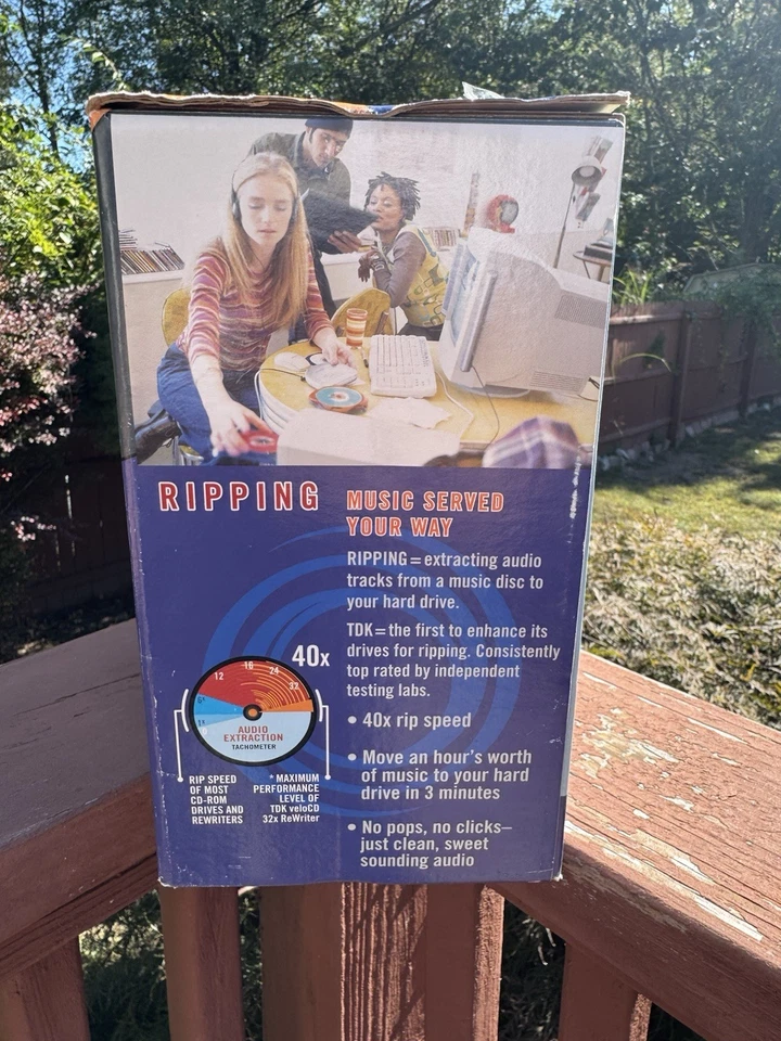 TDK VeloCD Internal ATAPE-IDE CD Burner Rewrite Drive AI-321040X Rewritable 2001 - Image 3 of 4