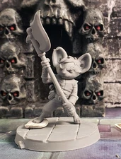 Dungeons & Dragons - Fantasy Miniature - Broken Anvil - Mousefolk w/ Halberd #1