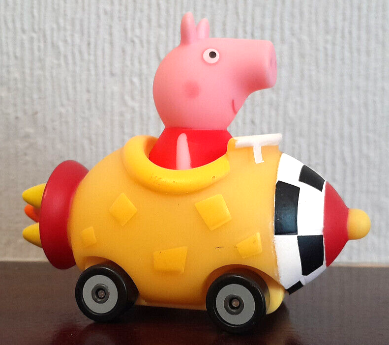 Rocket Peppas Cars PEPPA PIG ROCKET CAR RACERS YELLOW