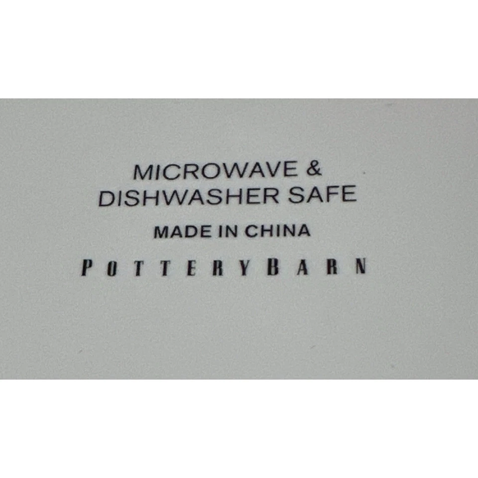 Pottery Barn Christmas Santa Claus Round Salad Plates Set Of 4 - Image 4 of 4