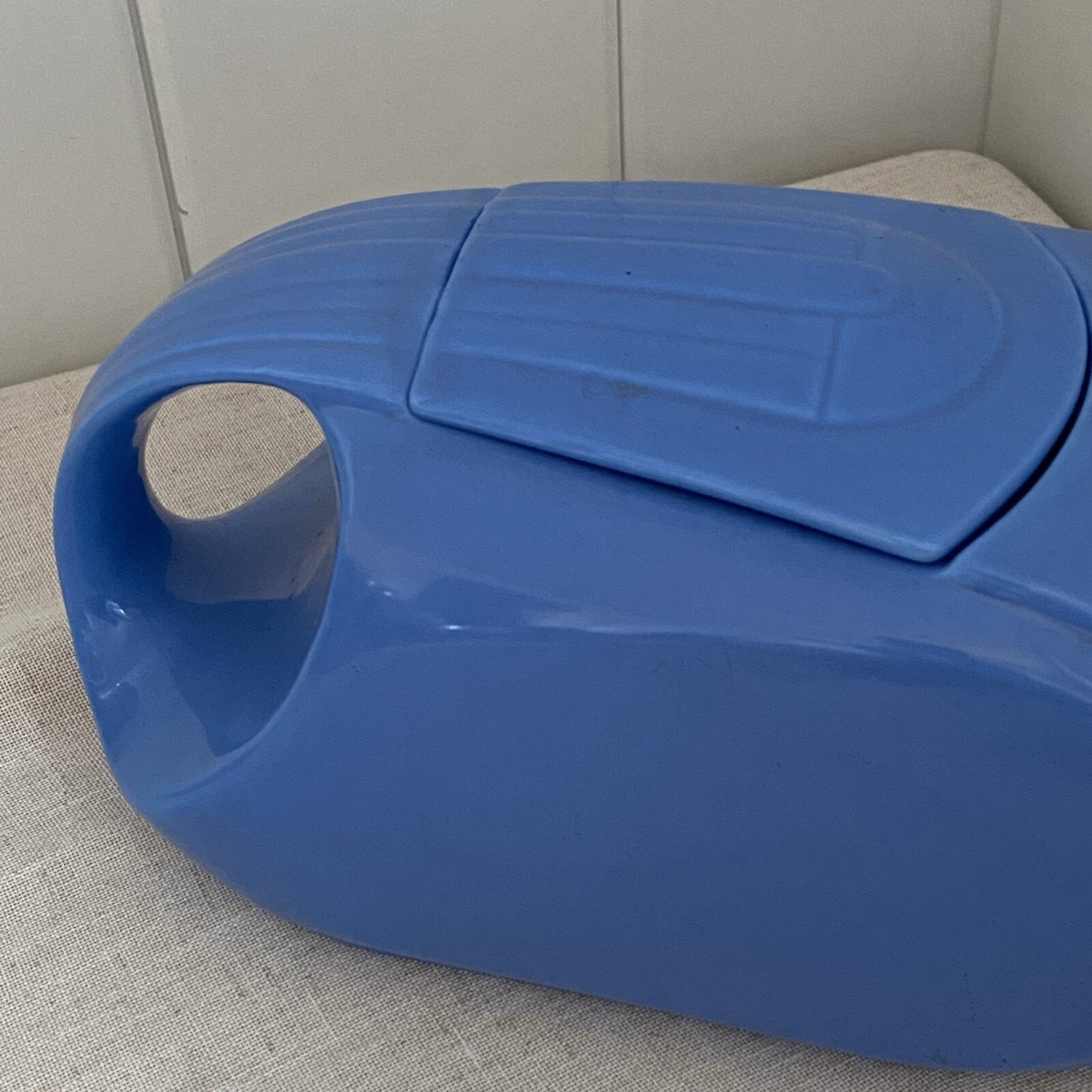 vintage Hall China Co USA Pitcher Westinghouse Streamline water jug blue 40s MCM