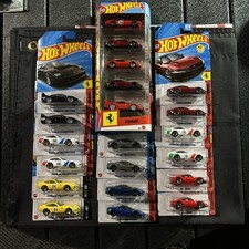 Hot Wheels Ferrari Lot. Stradale , GTB4 ,12cilindri , Dino ,F40 Plus 5 Pack