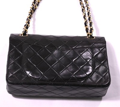 Chanel Vintage 90s Classic Small Double Flap Bag in Black | eBay