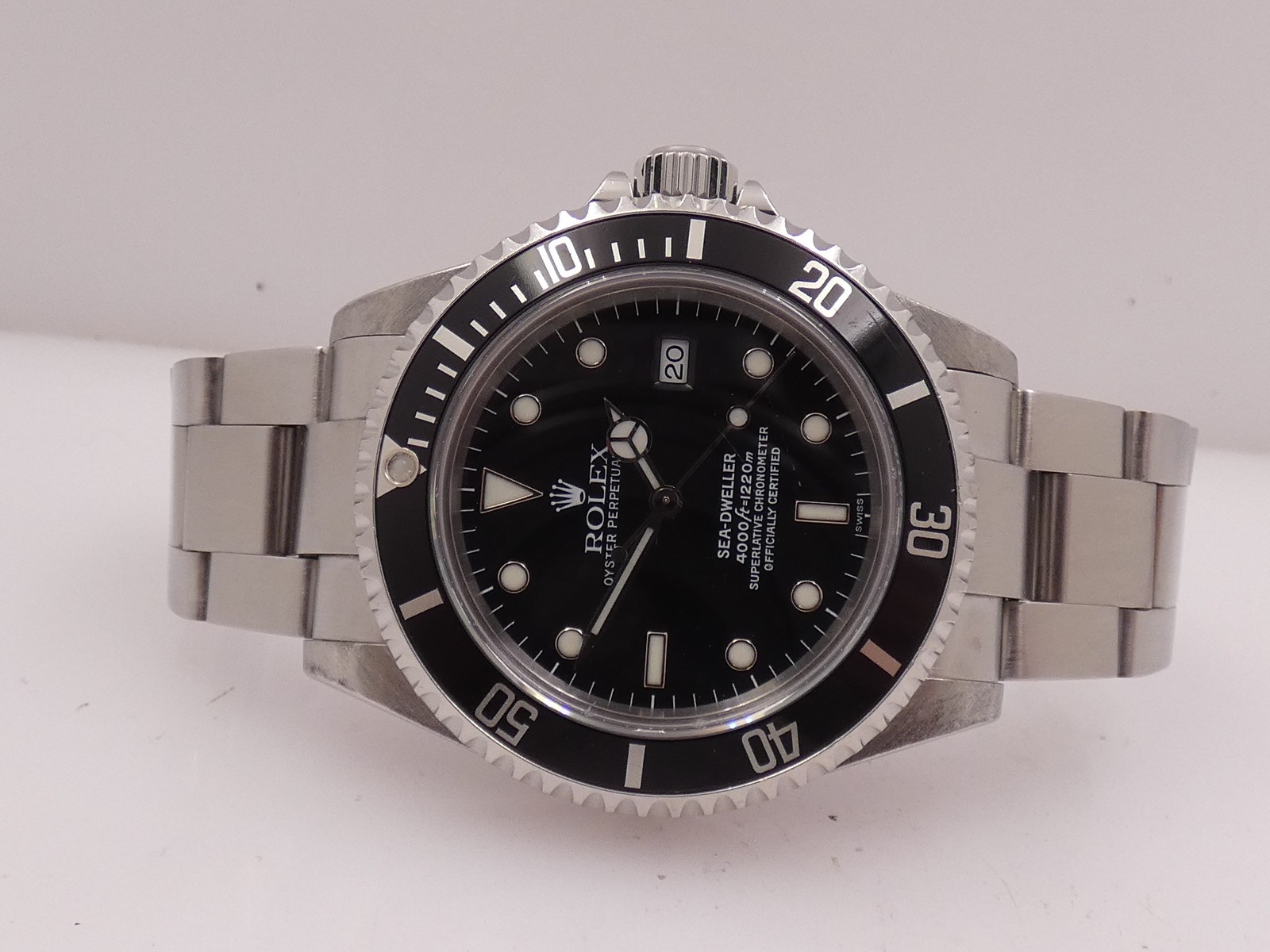 ROLEX SEA-DWELLER 4000 16600 YEAR 1999 JUST SERVICED AUTOMATIC STEEL WATCH image 4
