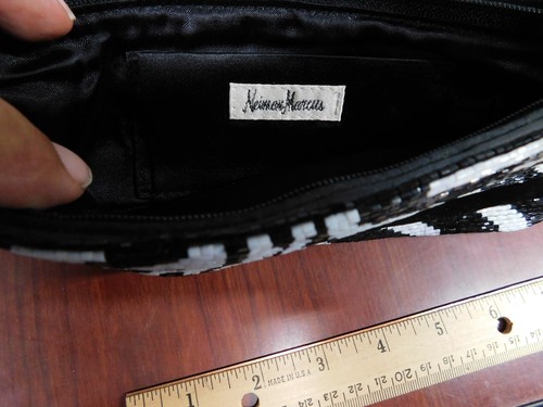 Bolso de Mano de Noche H1 Vintage Neiman Marcus Cuentas Cebra Blanco y Negro - Imagen 3 de 5