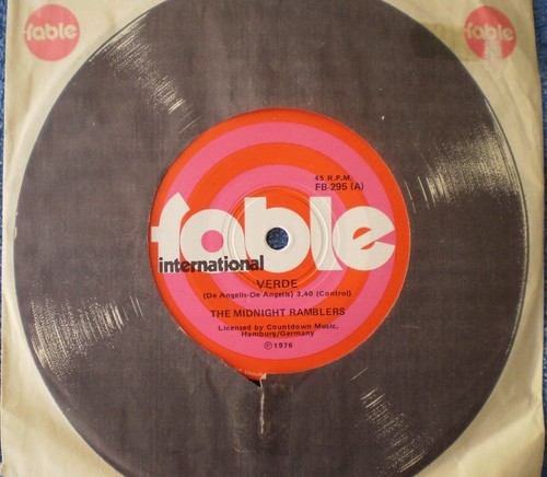 THE MIDNIGHT RAMBLERS-VERDE/STRINGIN' ALONG "RARE OZ" 45 RPM - Picture 1 of 2