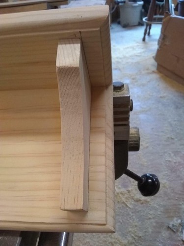 SOLID PINE 36" HAND BUILT WALL SHELF, MANTEL, 6" SKIRT FOR HANGERS - 第 5/8 張圖片