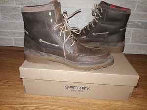 sperry ao lug boot