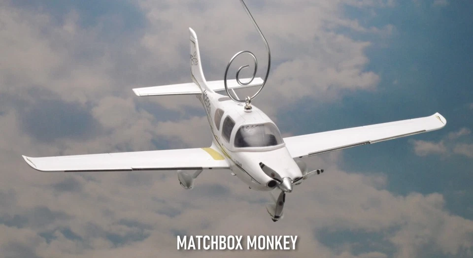 Sporty's Cirrus SR22 N2525V Christmas Ornament Single Prop Airplane - Image 3 of 4