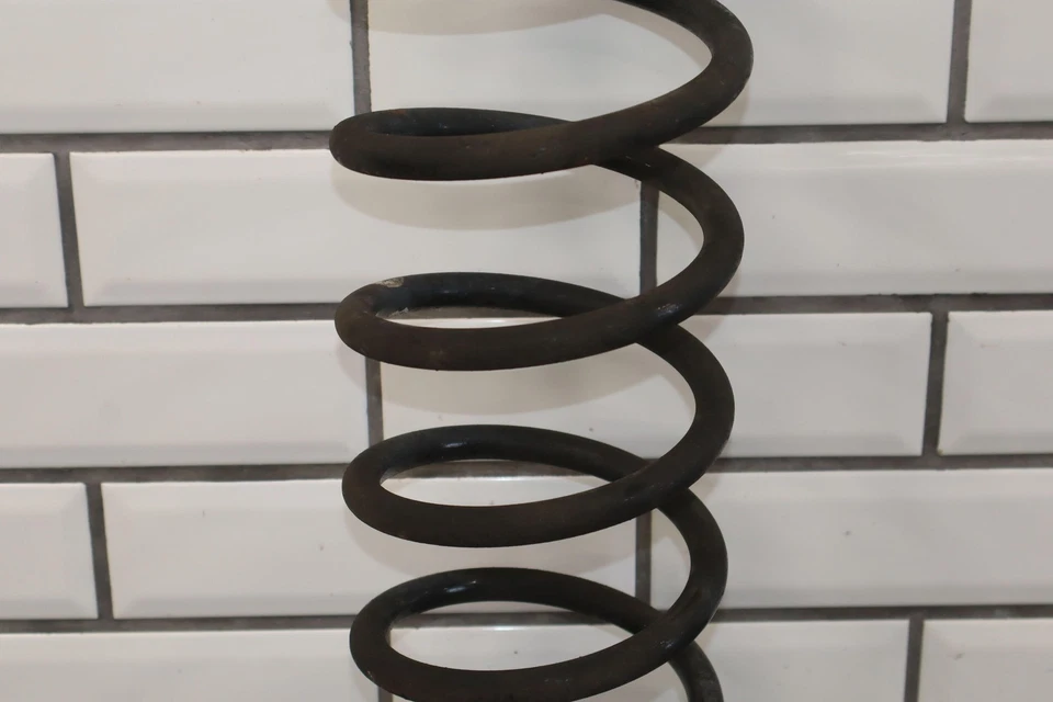 Par de muelles helicoidales delanteros Toyota Land Cruiser 1991-1992 *resistidos* Foto 4 de 4