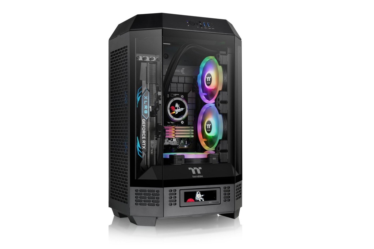 【中古】Thermaltake Tower 300 Black Thermaltake Tower 300 Black Micro-ATX Case; 2x140mm CT Fan