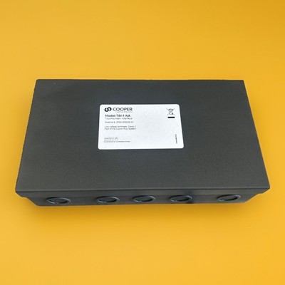  Cooper TSI-1-NA WaveLinx Wired Touchscreen Interface Lighting ~ 1 Unit 