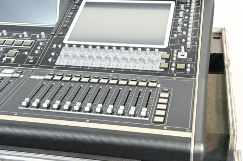 DiGiCo SD5 Digital Mixing Console with Road Case CG01GCW - Picture 4 of 24