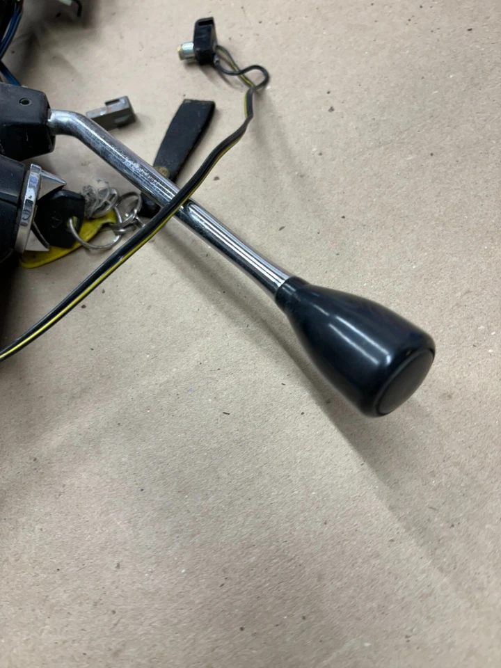 Dodge Ram Truck 1988 1990 D150 D250 D350 columna de dirección recta cambio llave automática Foto 3 de 4