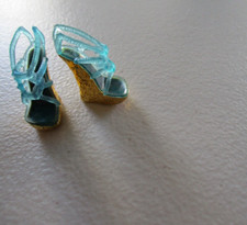 MONSTER HIGH SHOES FRANKIE STEIN 13 WISHES GOLD HEELS M-503