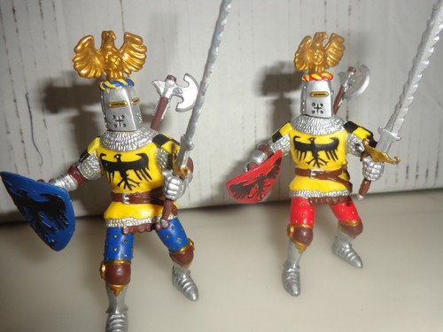 2002 Papo Fantasy World Series of Knights SET OF 2 KNIGHTS Figure Figurines