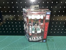 Transformers Generations War For Cybertron Siege Deluxe Class Prowl