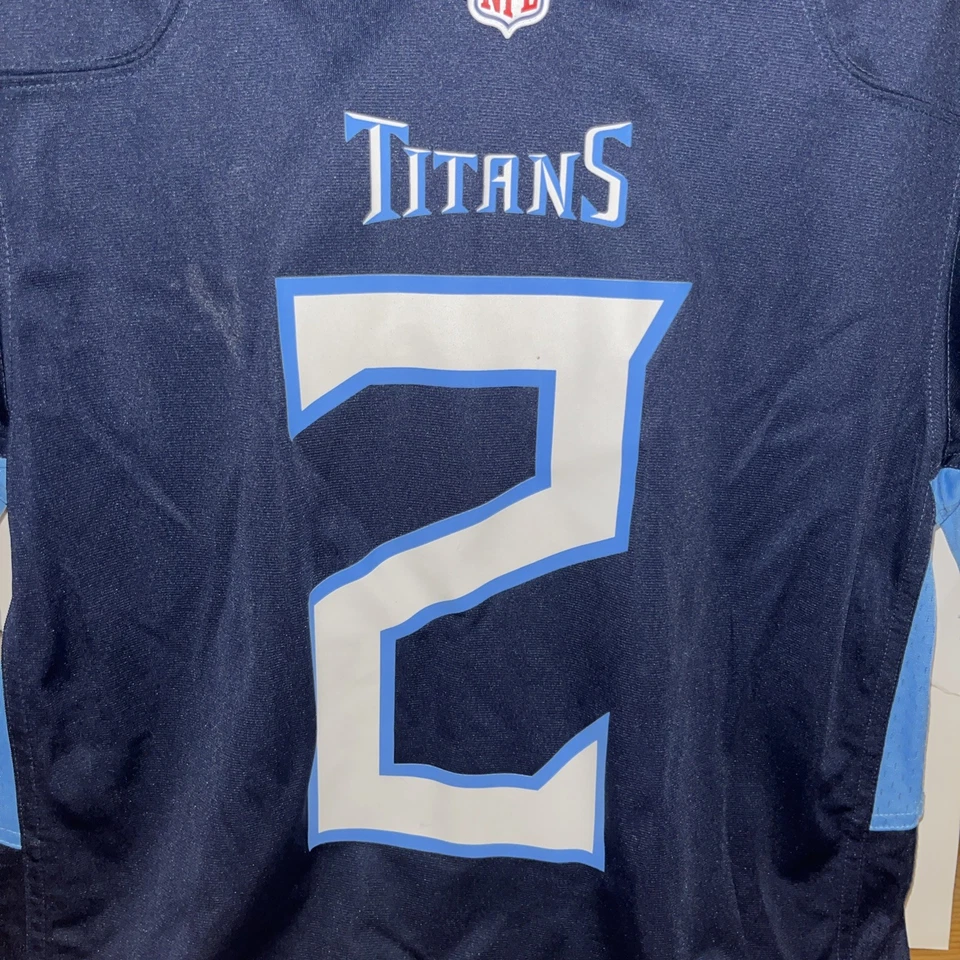 Camiseta deportiva Nike de los Tennessee Titans de la NFL Julio Jones mediana Foto 2 de 4