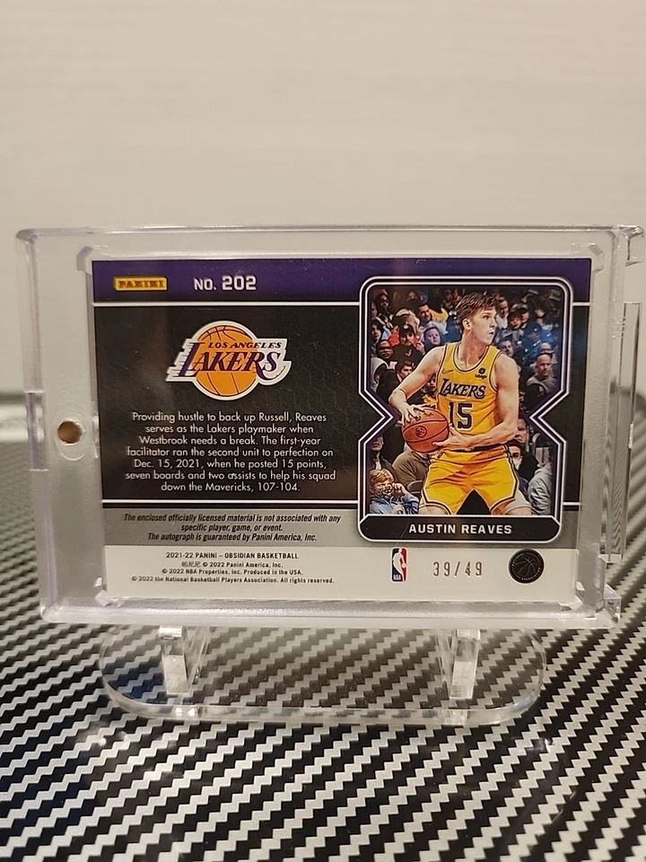 Panini Obsidian 2021 Austin Reaves LA Lakers RPA/49 Elec grabado púrpura (raro) Foto 2 de 2