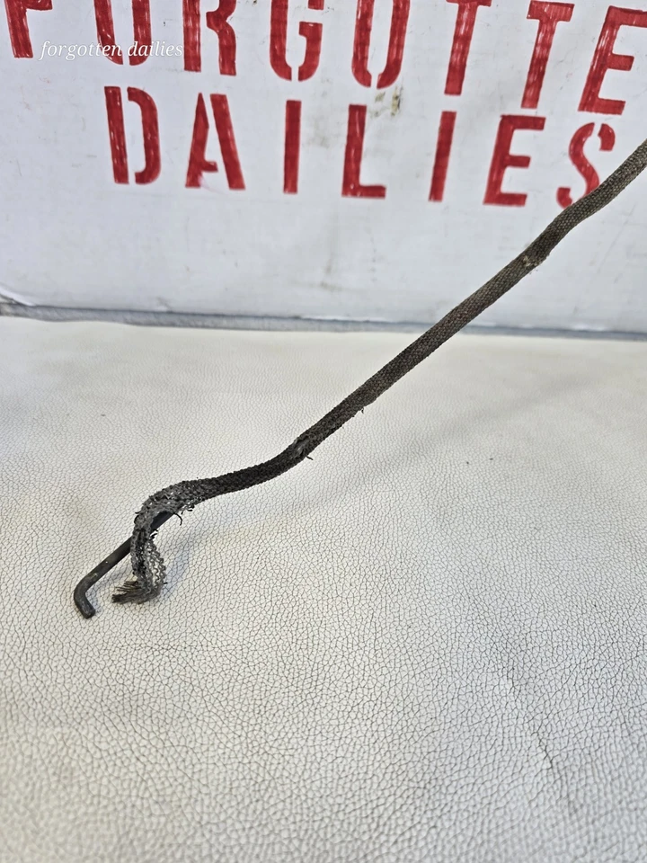 Eslabón de varilla de manija de puerta láser Dodge Daytona Turbo Z Chrysler Foto 2 de 3