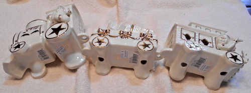 Mikasa, Holiday Elegance, 3 Piece Train Set Candle Holder - Picture 3 of 3
