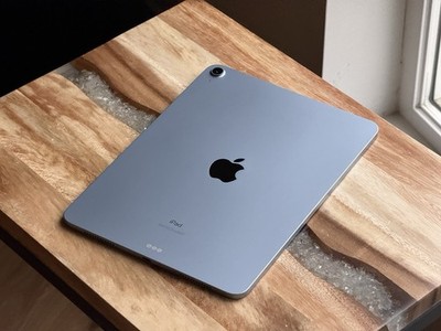 Apple iPad Air 4th Gen 64GB, Wi-Fi, 10.9  , Sky Blue
