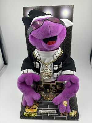 2005 Hip Hop FROGZ Dances & Sings 