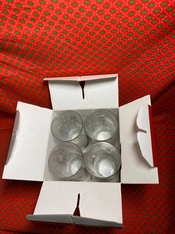 Juego de 4 vasos para beber International Midnight Christmas 16 OZ certificados de colección Foto 2 de 4