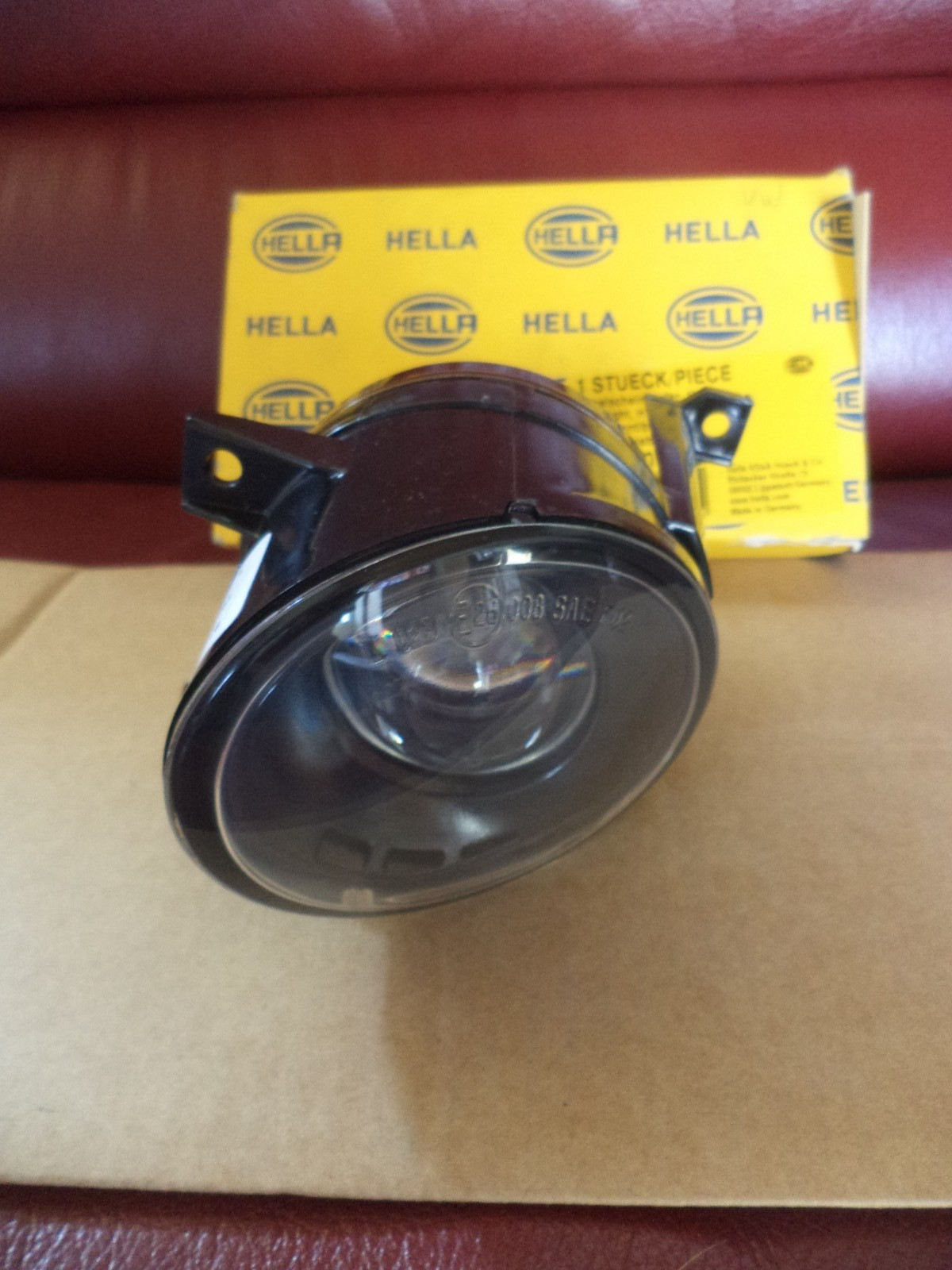 Antibrouillard Volkswagen gauche Touran Caddy HELLA 1N0270596051 neuf en plastique ABS 12V