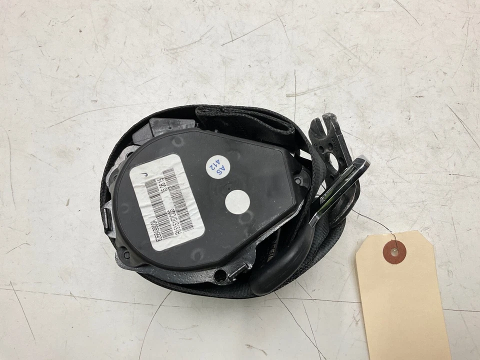 Volkswagen Golf 2015 lado del pasajero trasero segunda fila cinturón de seguridad retractor OEM Foto 3 de 4