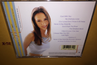 Jennifer Love Hewitt CD barry gibb robert palmer smokey robinson