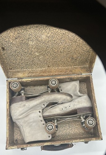 Vintage White American Size 6 Roller Skates Box Home Decor Chicago USA American - Picture 5 of 5