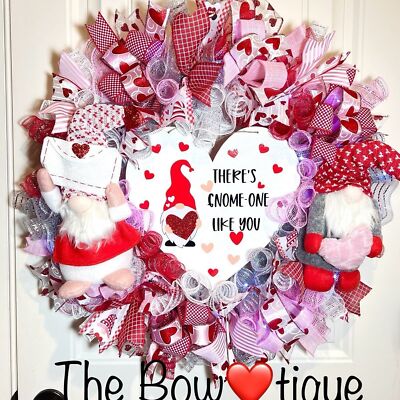 XL Handmade Valentine s Gnome-one Like You Ribbon Prelit Wreath 26 ins LED XLW7