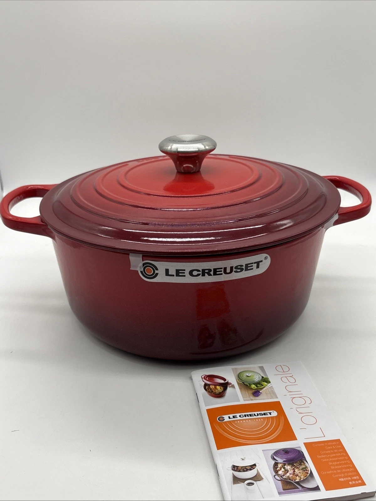 Le Creuset Signature Round Casserole Dutch Oven 7.25 Qt Cast Iron Cerise Red-NEW