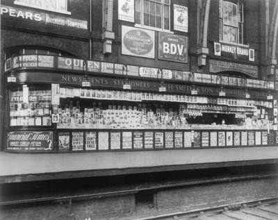 Exterior of W H Smith & Son booksellers newsagents and stationers Old Photo