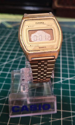 Seltene Vintage (1984) Casio B210G LCD Uhr Japan M (Mod.400) *Ersatzteile repariert*