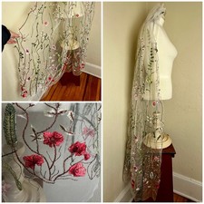 Long Wildflower Bridal Veil, Embroidered Floral 62  Ex Cond, Cottagecore