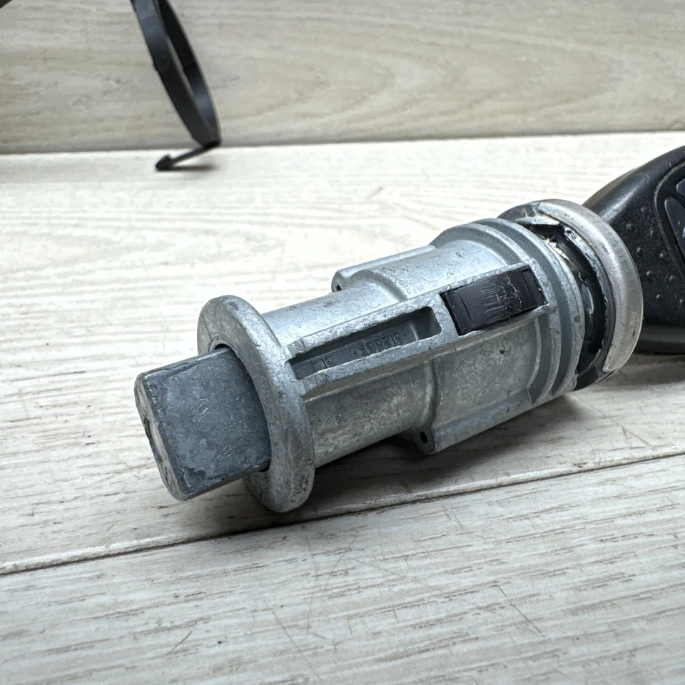 Chrysler Town & Country 2006 inmovilizador de encendido y antirrobo P04727295Ag OEM Foto 3 de 4