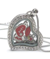 ORIGAMI-STYLE Valentine Love Heart Lips Floating Charm Heart Locket 24" Necklace