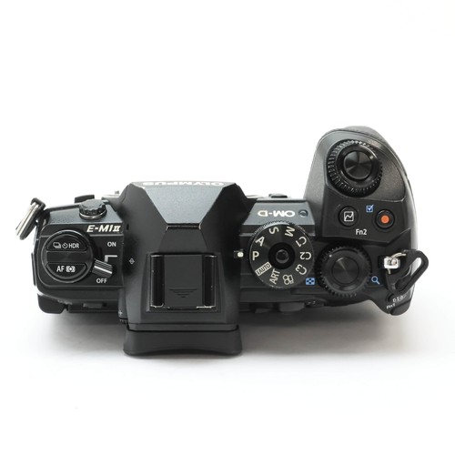 OLYMPUS OM-D E-M1 Mark II Body Black #207 - Picture 5 of 12
