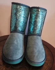 Lamo Essentials Pull-On Navy Suede Women's Lined Winter Boots Size 7