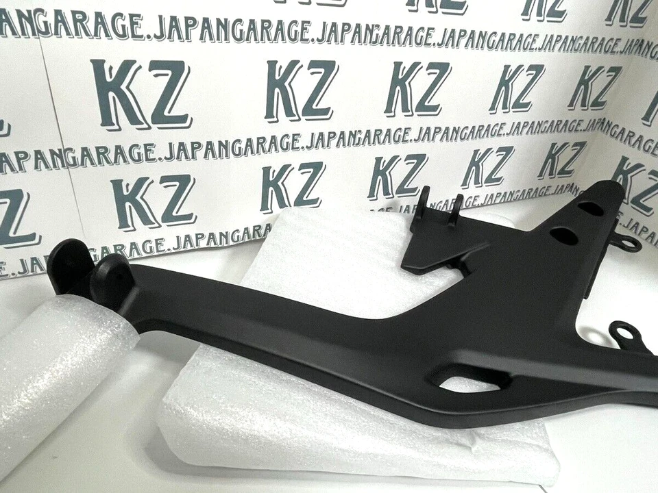 KAWASAKI Genuine NINJA 650 Step Left Bracket 35063-0871-18R NEW Foto 3 de 4